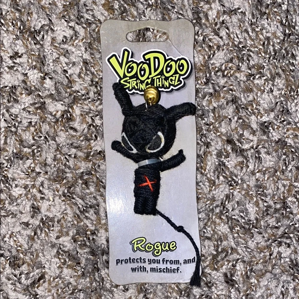 Voodoo String Thingz Keychain - Picture 1 of 2